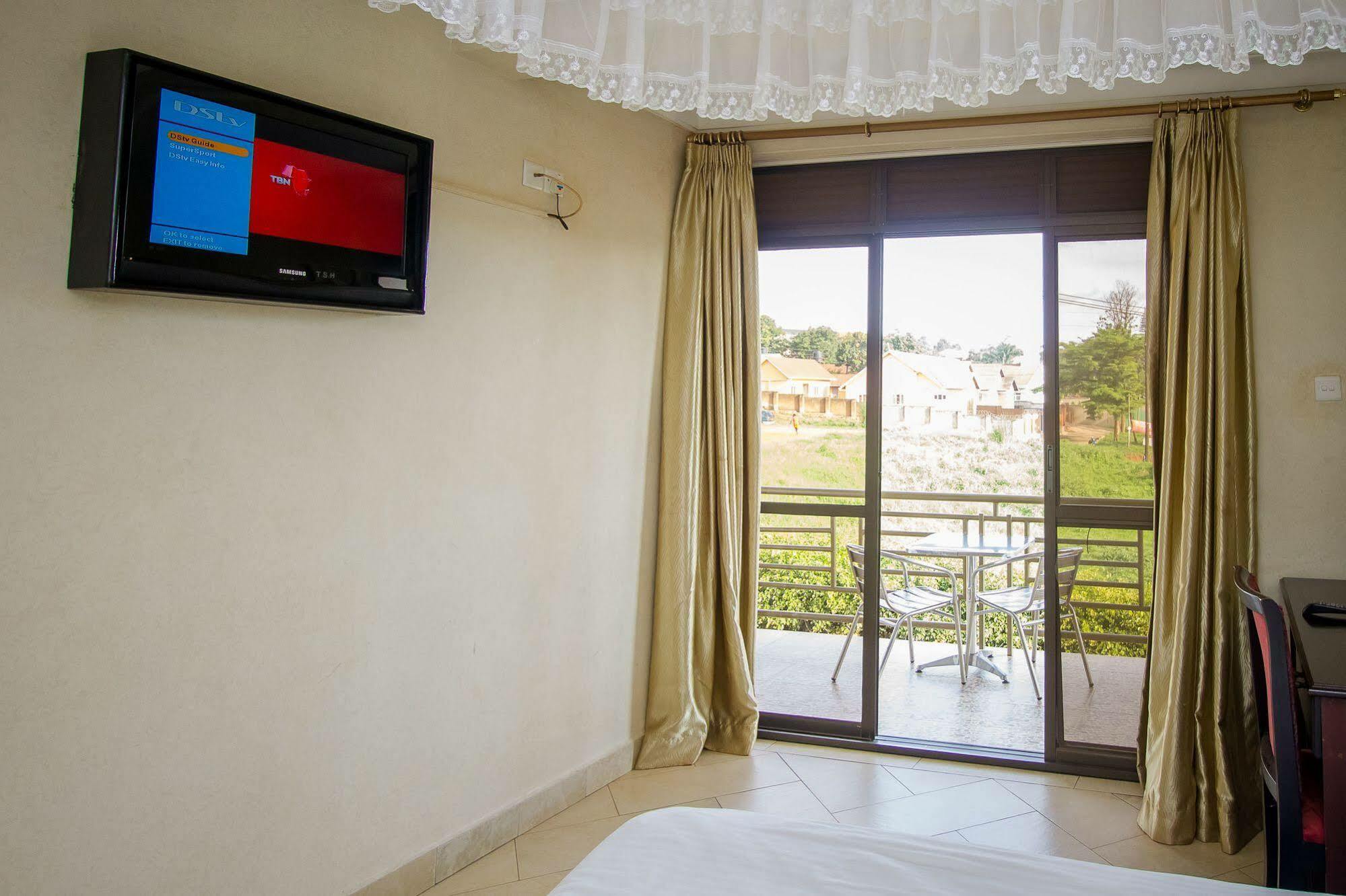 Tristar Hotel Kampala Dış mekan fotoğraf