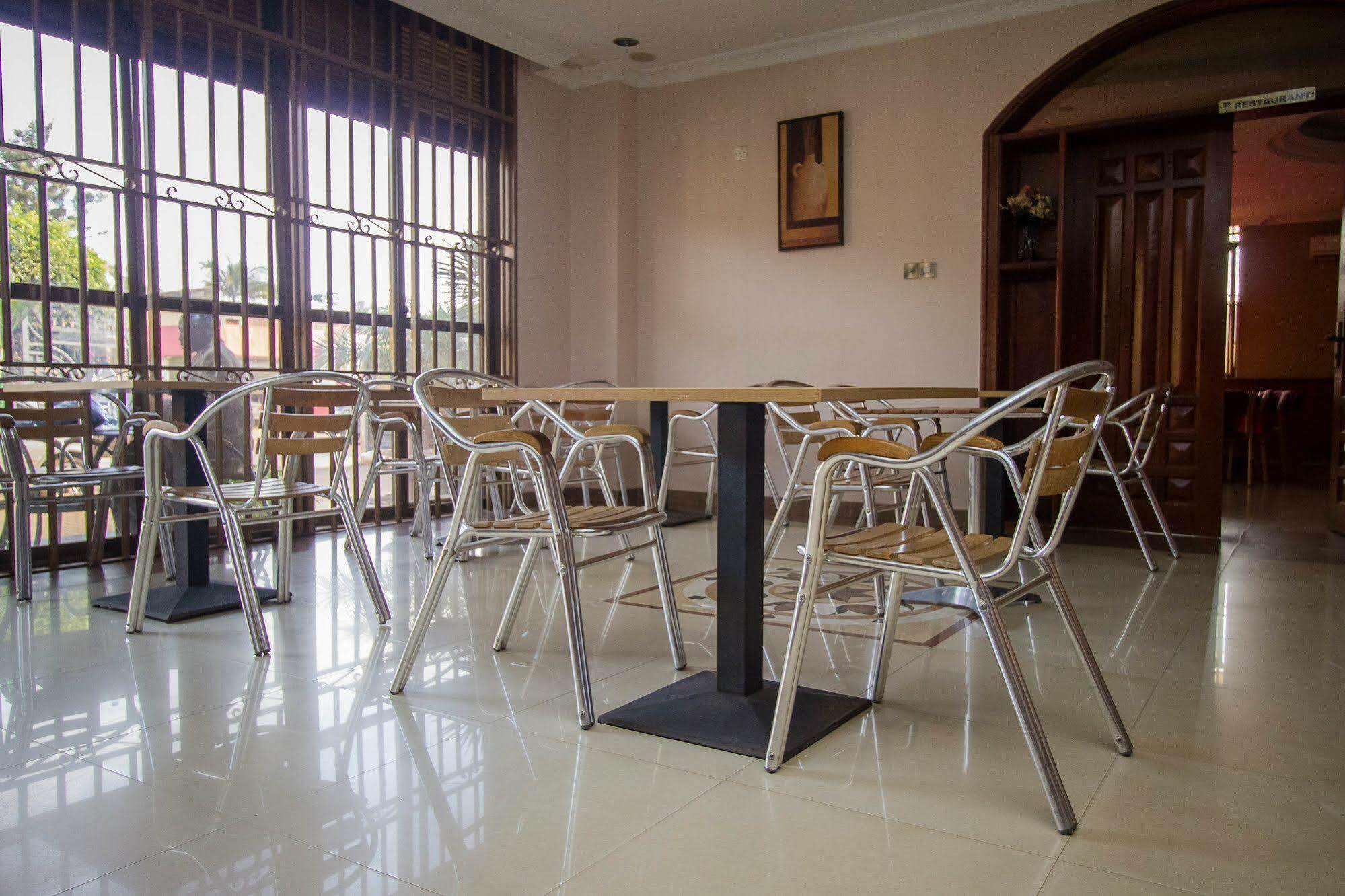 Tristar Hotel Kampala Dış mekan fotoğraf